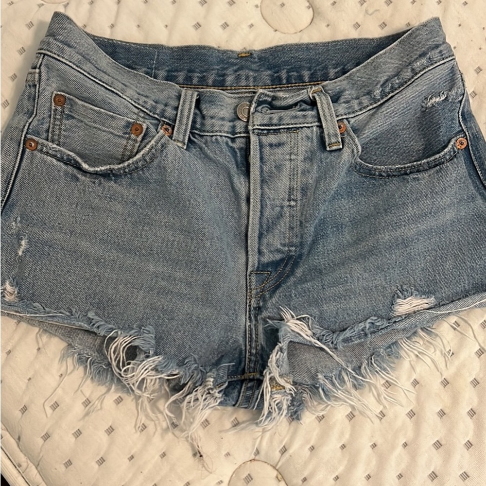 LEVI shorts